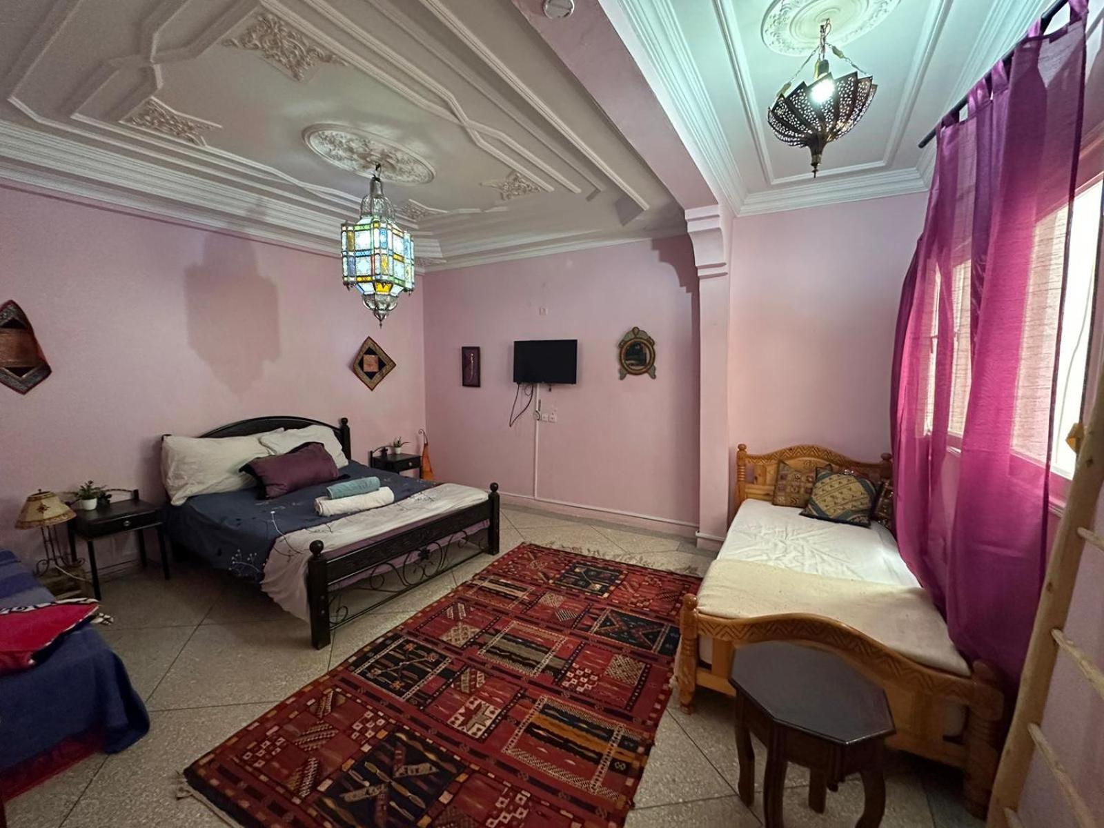 Gite Paradies Quad Bed & Breakfast Tamraght Bagian luar foto